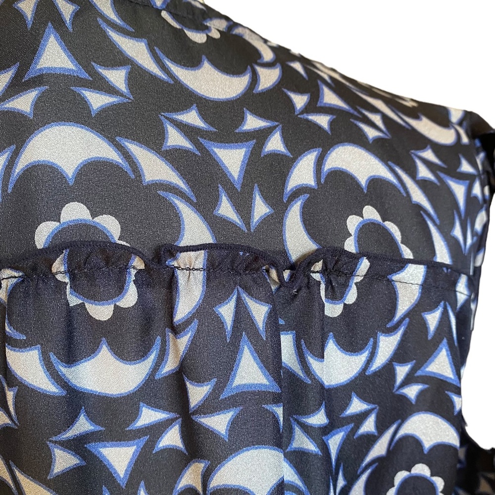 Banana Republic Navy Patterned Button Up Blouse Small - Picture 10 of 12